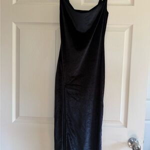 Elegant Black Sleeveless Dress